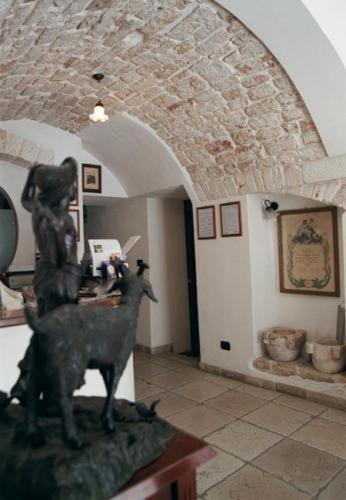Hotel Palazzo D'Erchia Conversano Rum bild