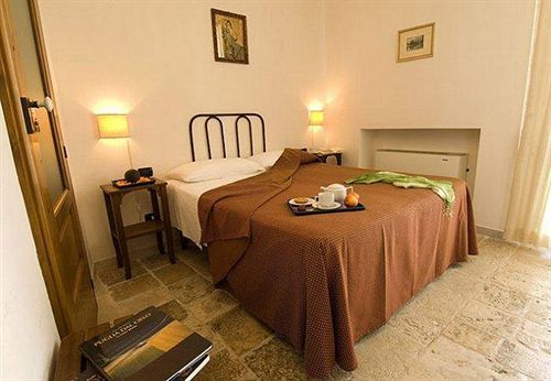 Hotel Palazzo D'Erchia Conversano Exteriör bild
