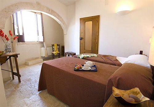 Hotel Palazzo D'Erchia Conversano Exteriör bild