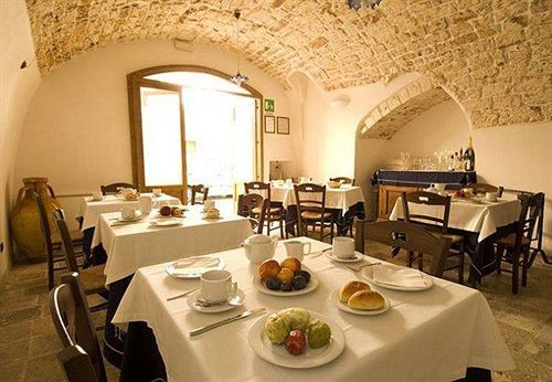 Hotel Palazzo D'Erchia Conversano Exteriör bild